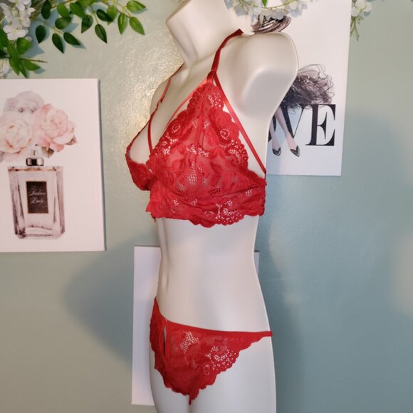 Sexy Bra & Panties Set - Picture 3 of 6